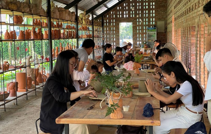 Cultural & Craft Experience Tour: Cook Quang Noodles – Make Traditional Pottery